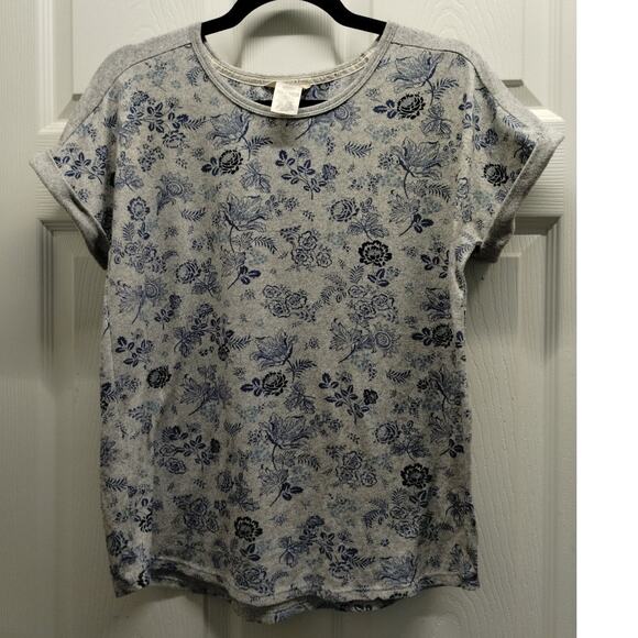 Lucky Brand Size Medium Pajama Set Gray Blue Floral Elastic Waist Shorts & Shirt - Picture 1 of 6